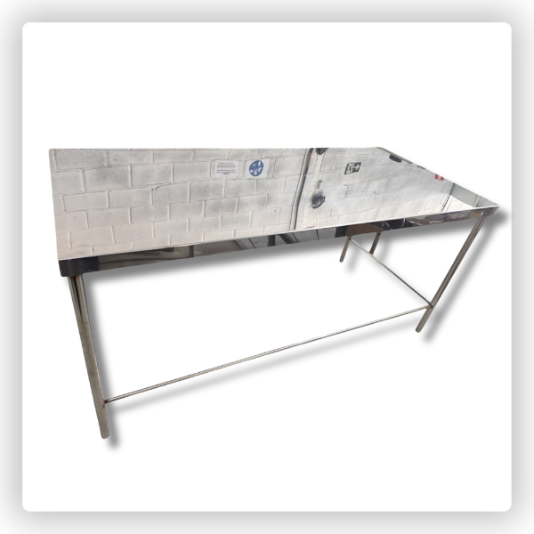 Bancada de Inox 1,80m Contraventada